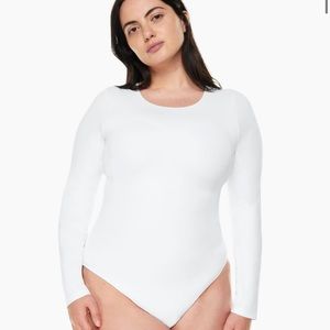 NWT Aritzia/Babaton Bodysuit